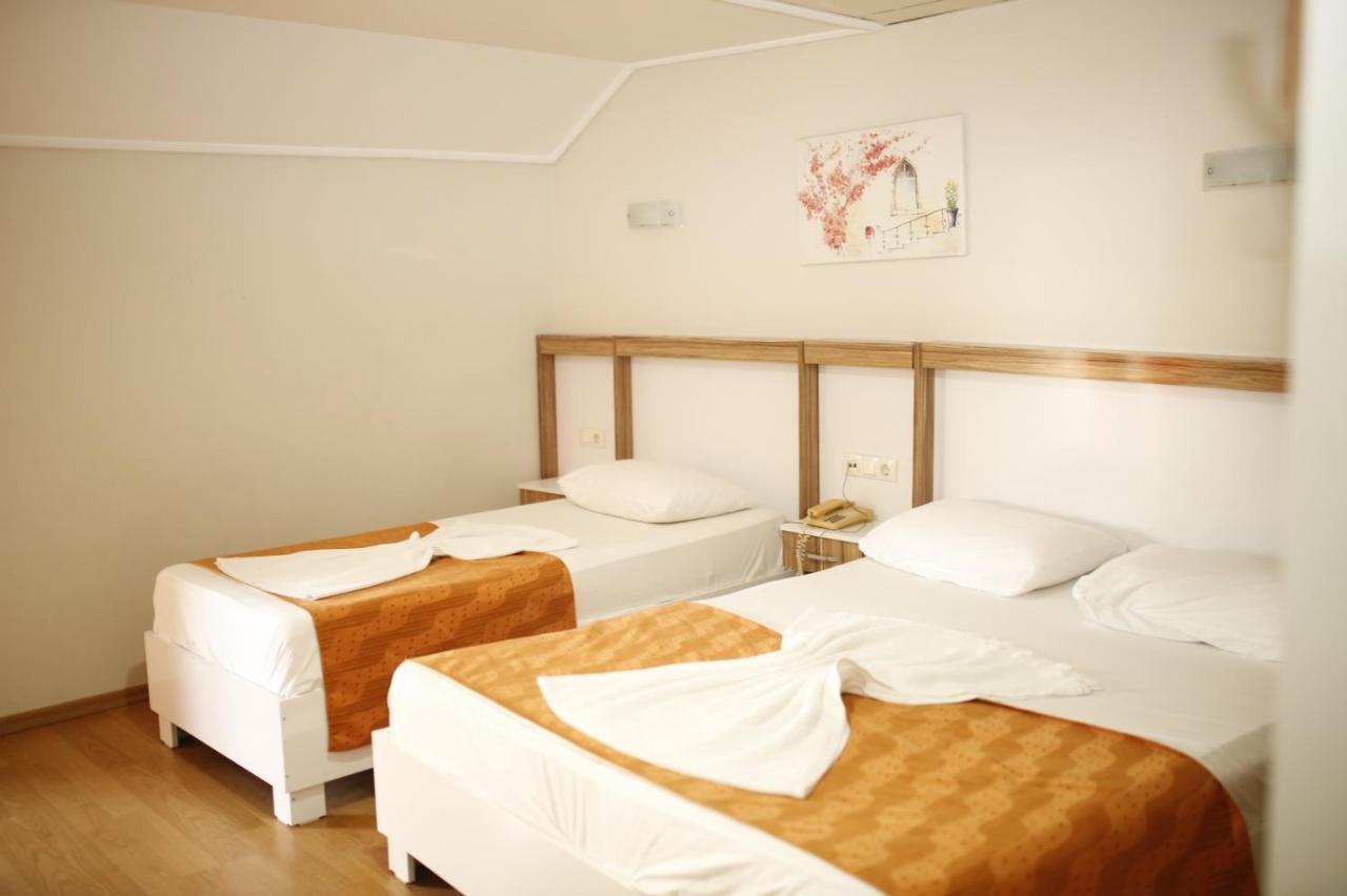 Oezhan Hotel Antalya Bagian luar foto